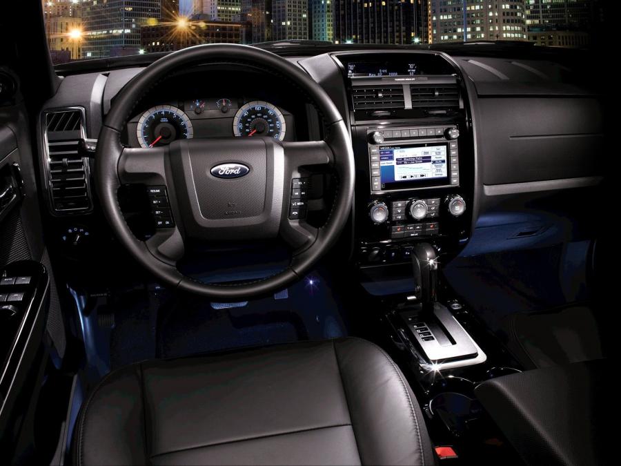  Ford Escape 2008 года  (фото 8 из 19)
